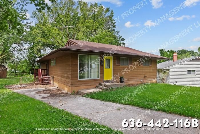 168 Ben Nevis Rd - Photo 2 of 19