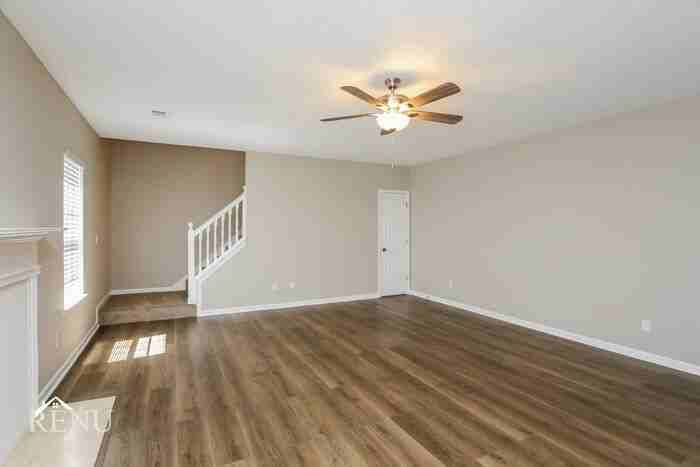 717 Fletcher Dr - Photo 3 of 18