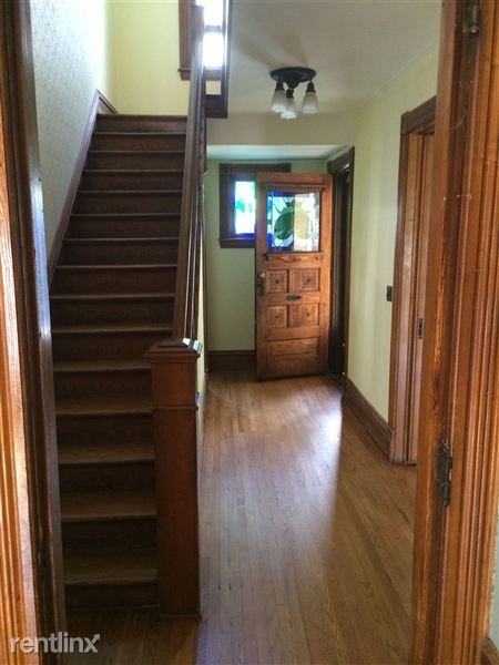 213 Antisdel Pl NE - Photo 3 of 12