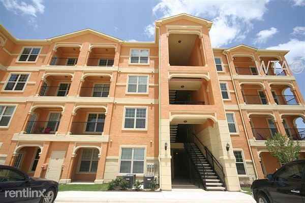 Hwy 90 and Loop 1604 - Photo 2 of 10