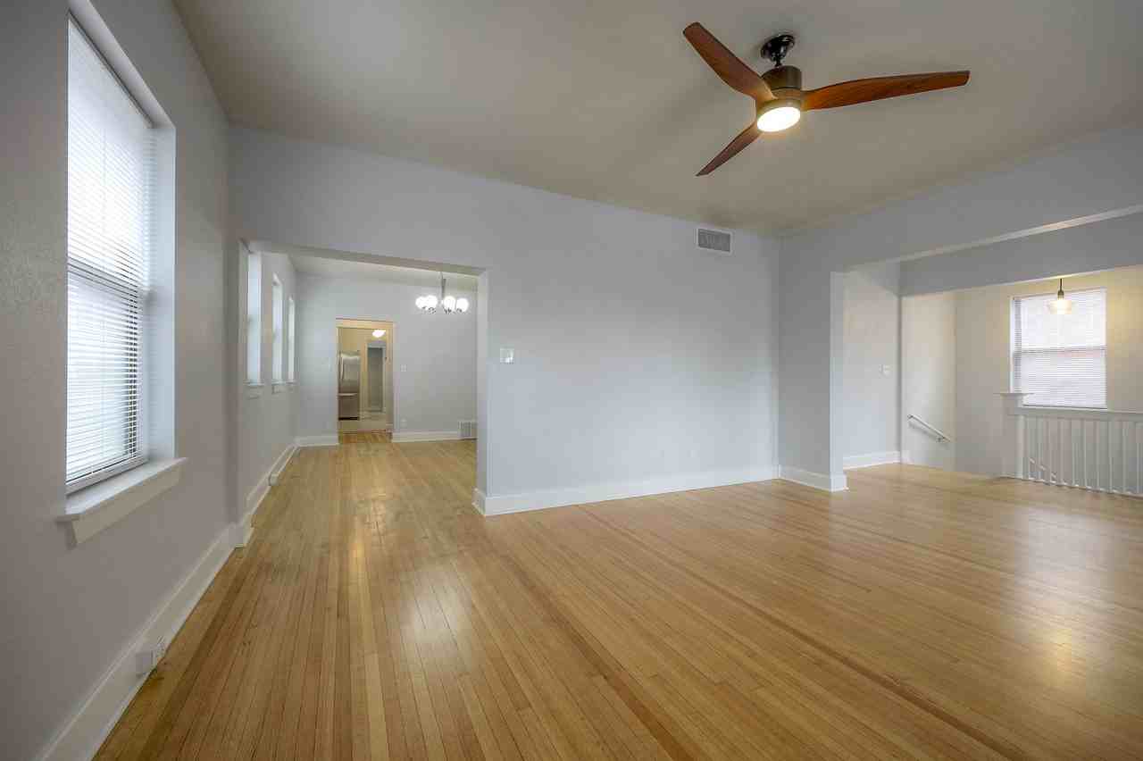 220 W Armour Blvd #2 - Photo 3 of 18