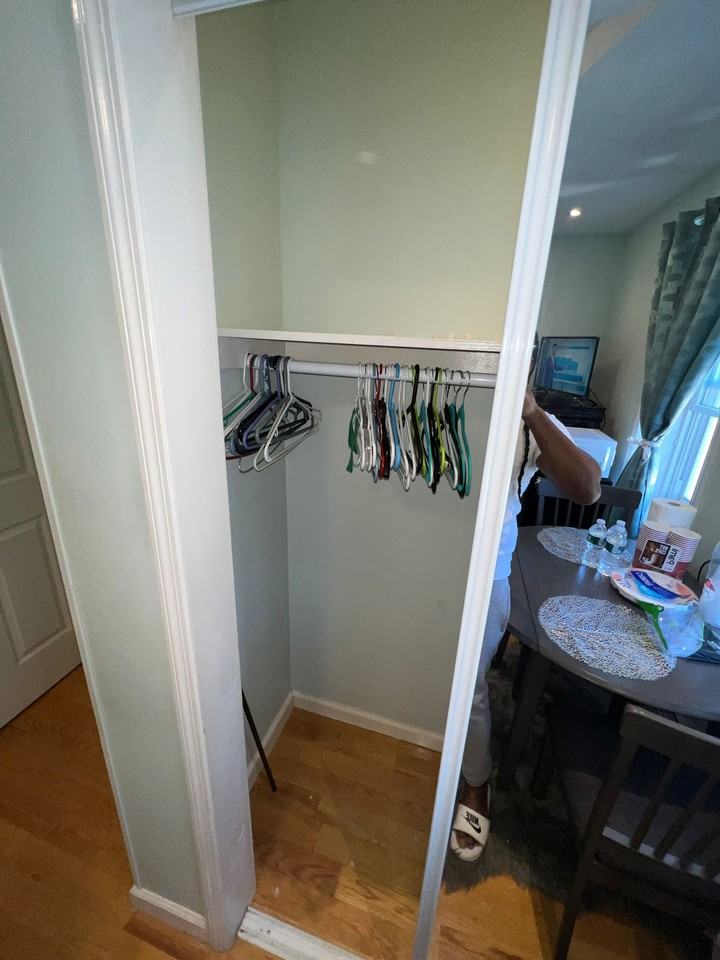 11911 147th St #1 - Photo 3 of 15
