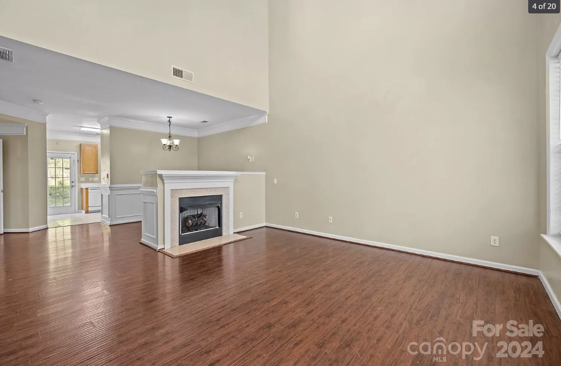 7607 Abigail Glen Dr #7607 - Photo 4 of 19