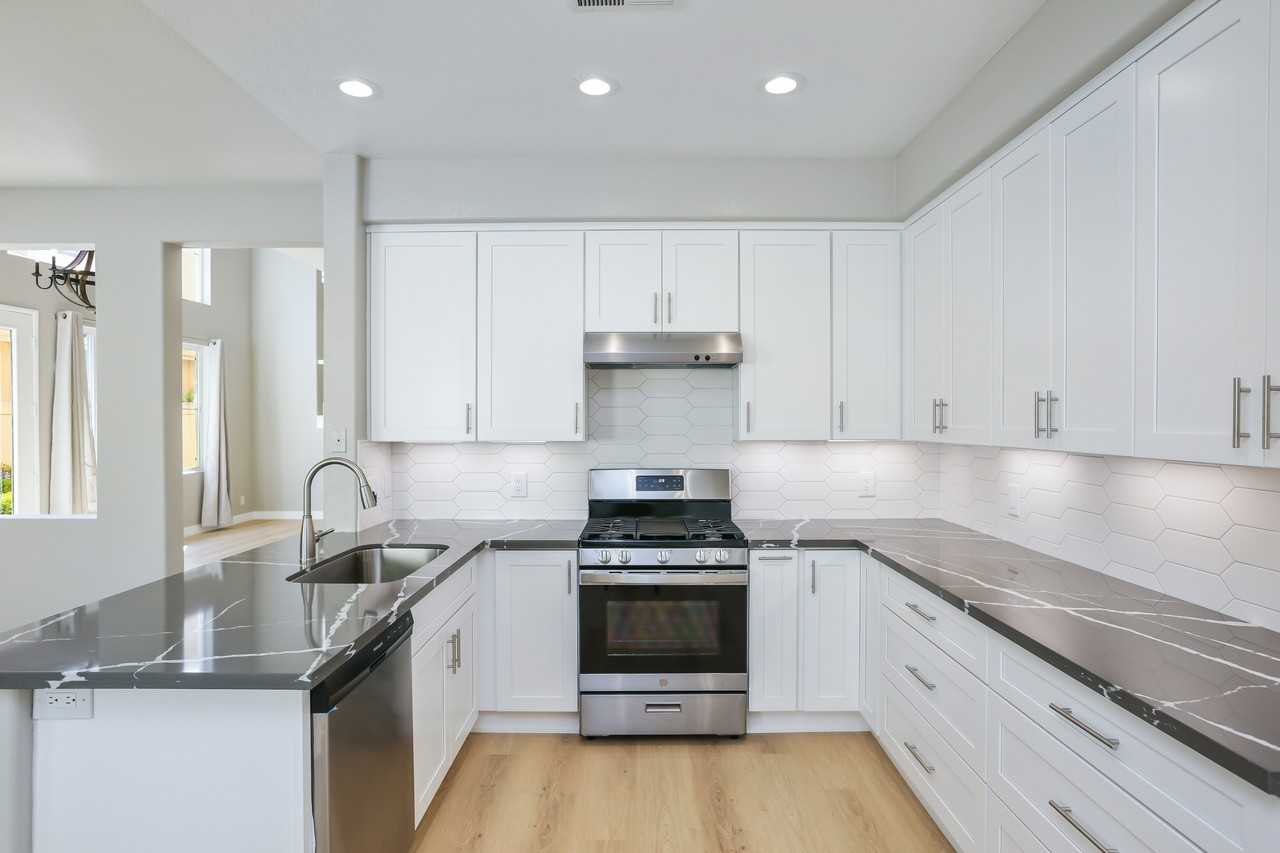 34 Santa Catalina Aisle #NA - Photo 6 of 20