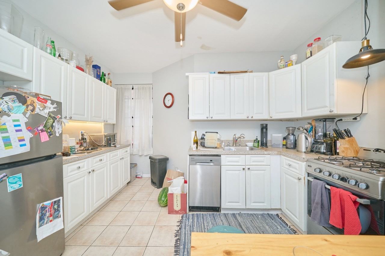 587 Riverside Dr #2E