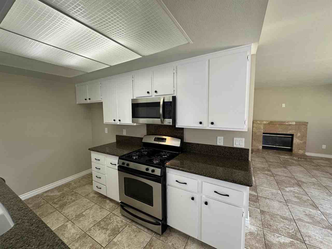 9940 Highland Ave #1 - Photo 5 of 19