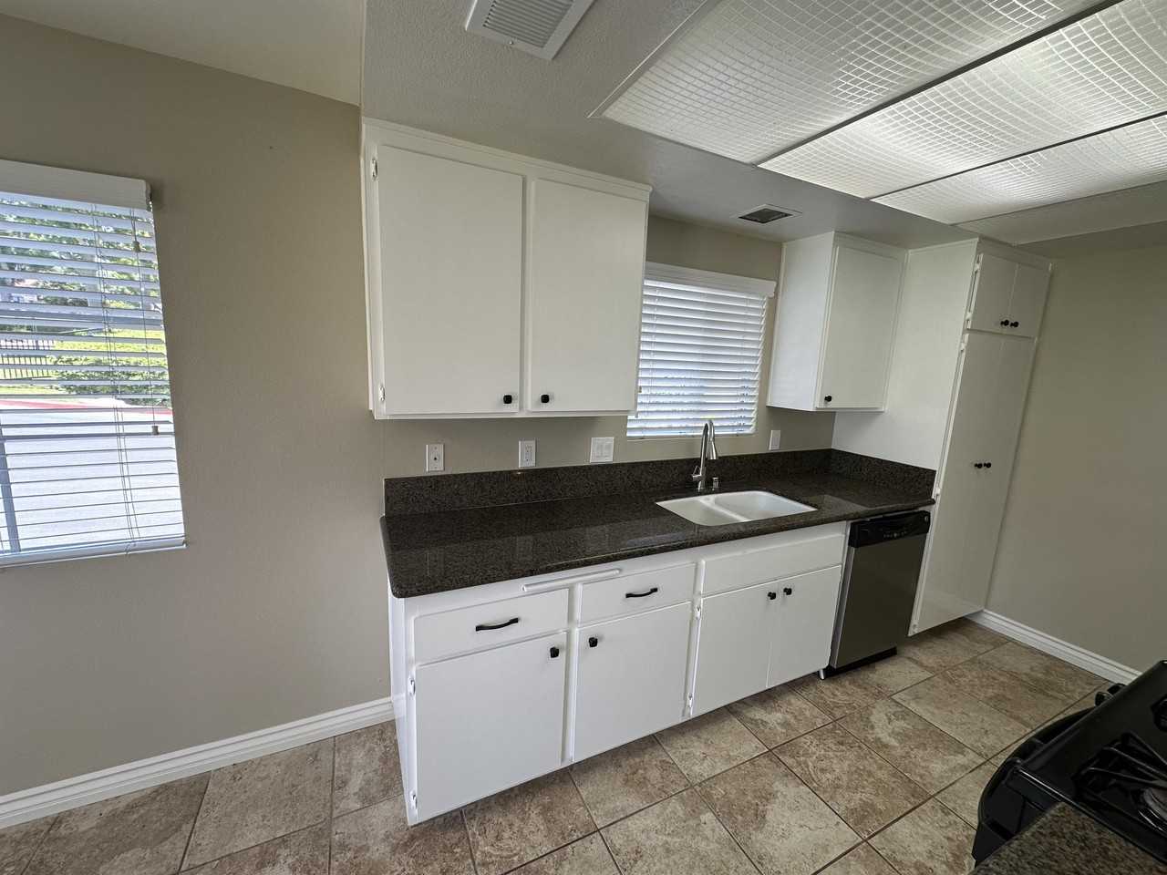 9940 Highland Ave #1 - Photo 6 of 19