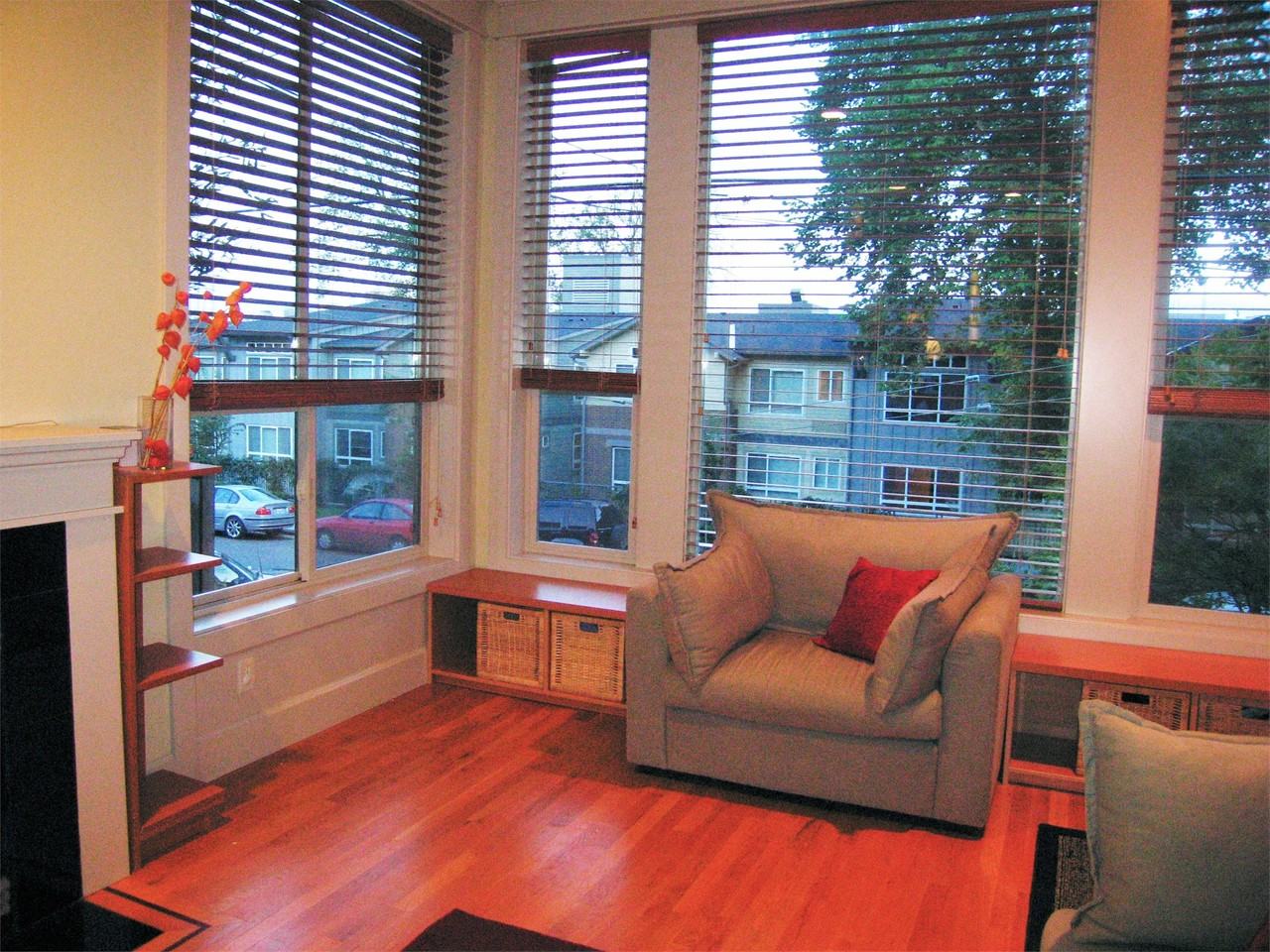 362 Aloha St #1 - Photo 3 of 19