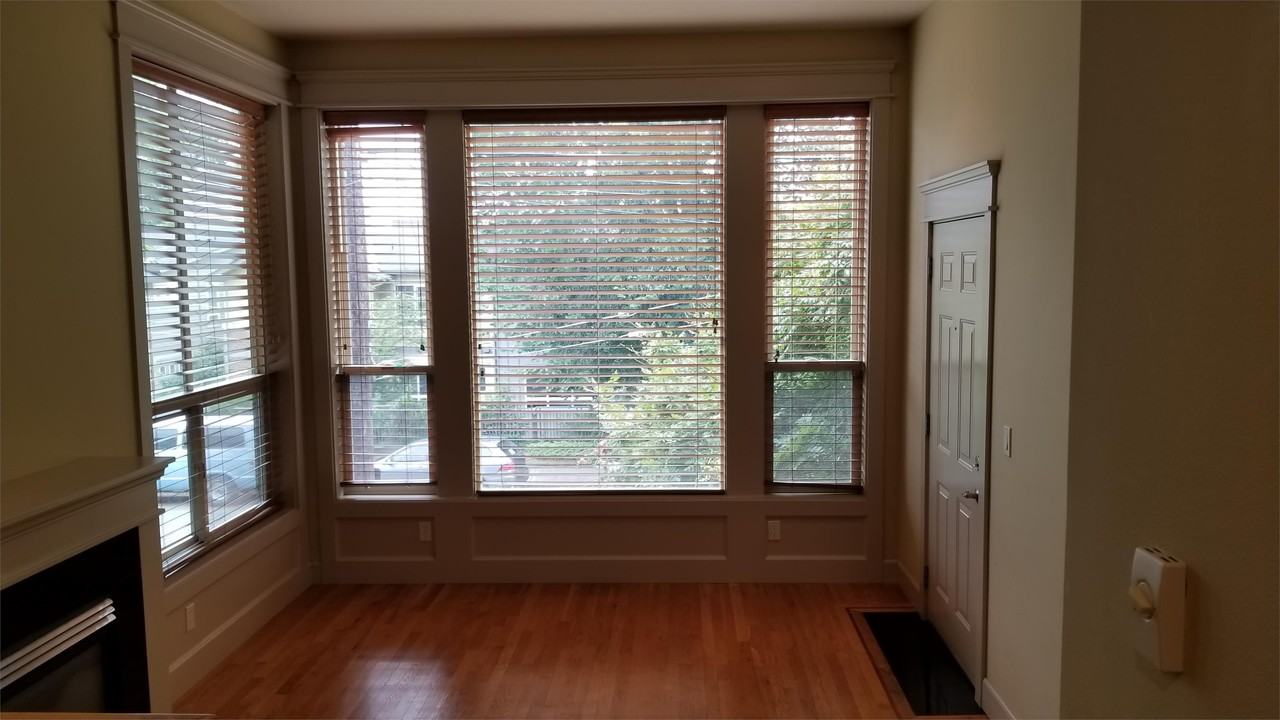 362 Aloha St #1 - Photo 4 of 19