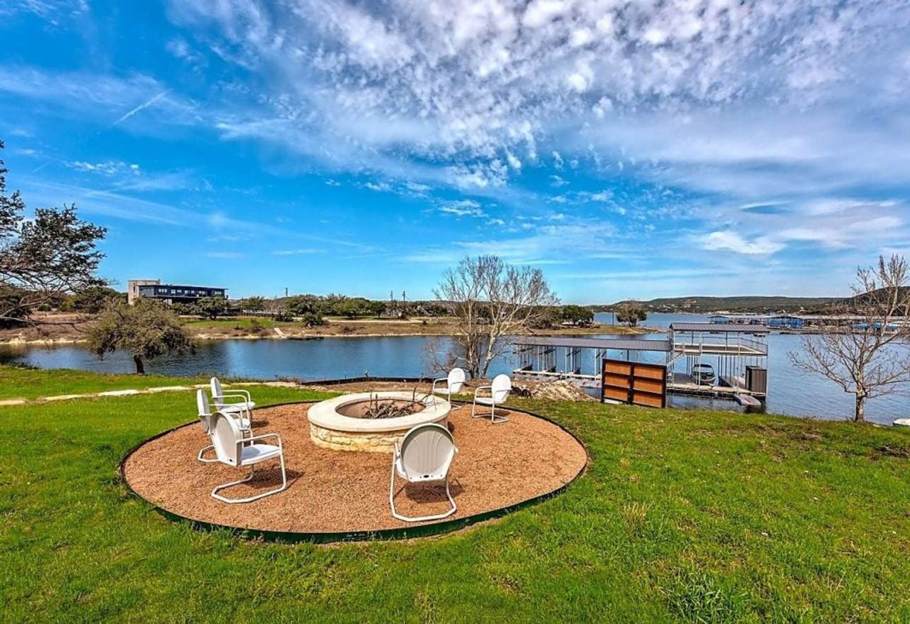 16100 Lake Travis Dr #54 - Photo 2 of 7