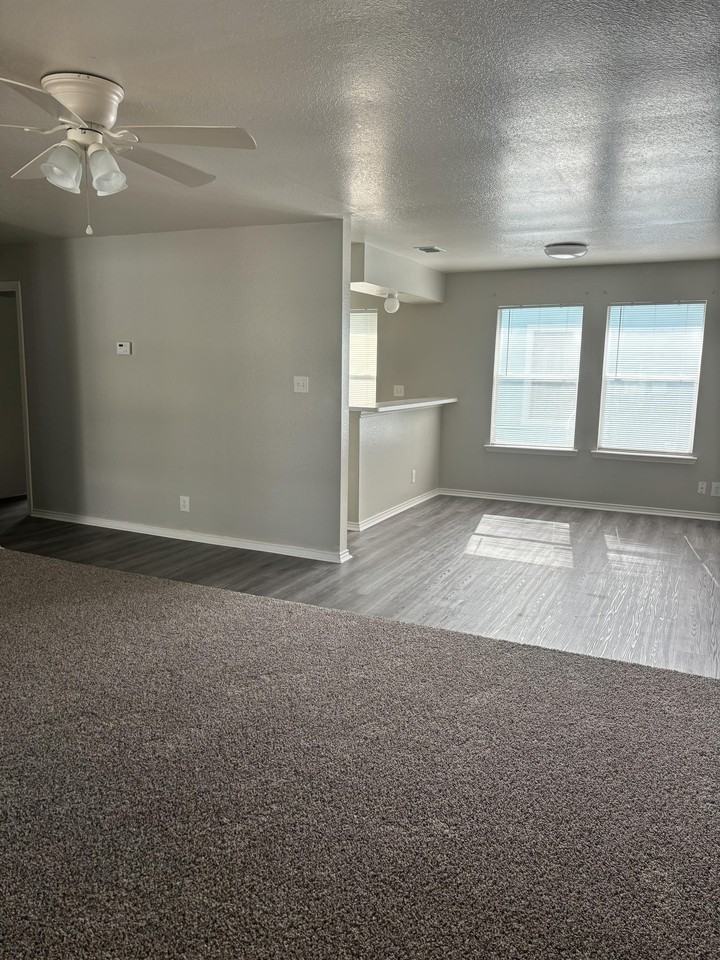 902 S Loop 499- S-6 #S6 - Photo 2 of 23