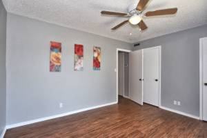 featured image of 827 S York St