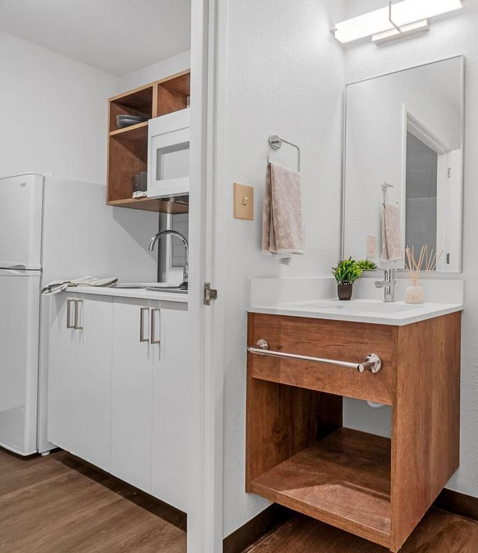 3531 Wake Forest Rd - Photo 2 of 19