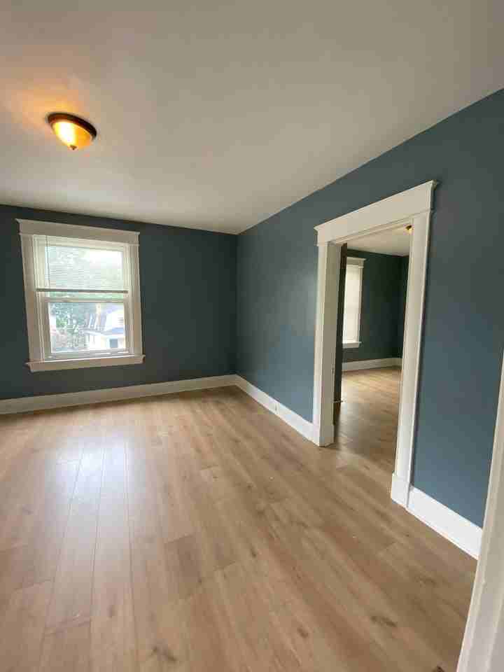 3851 Vine - Photo 2 of 11