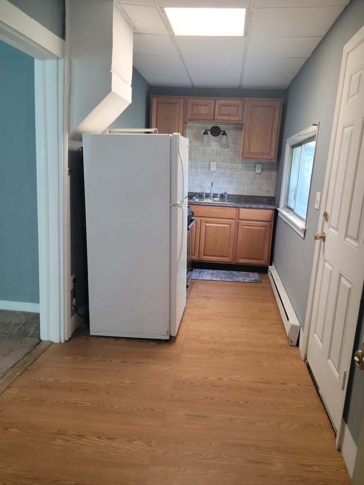 70 James St #1R - Photo 3 of 10