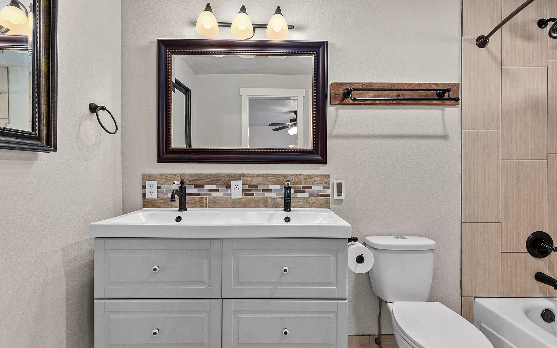 1702 Yukon Ave #1 - Photo 7 of 24