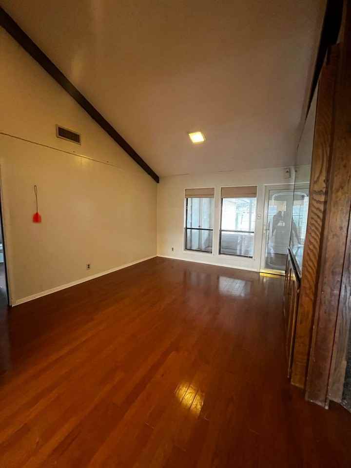3834 Lake Ridge Dr - Photo 3 of 18