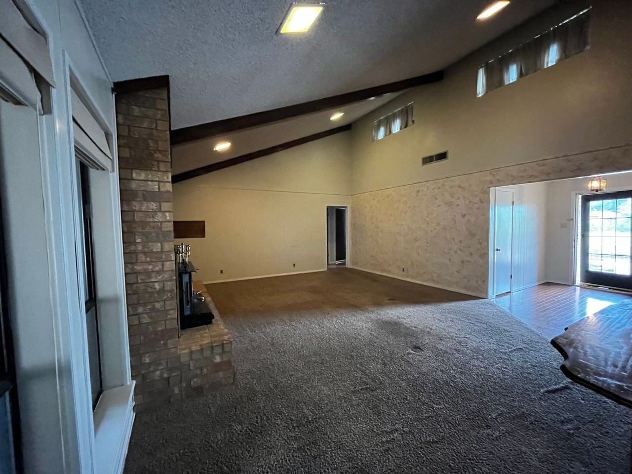 3834 Lake Ridge Dr - Photo 6 of 18