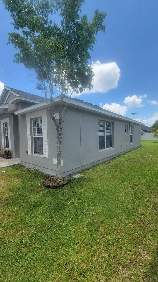 7616 Pine Nest Ct - Photo 3 of 19
