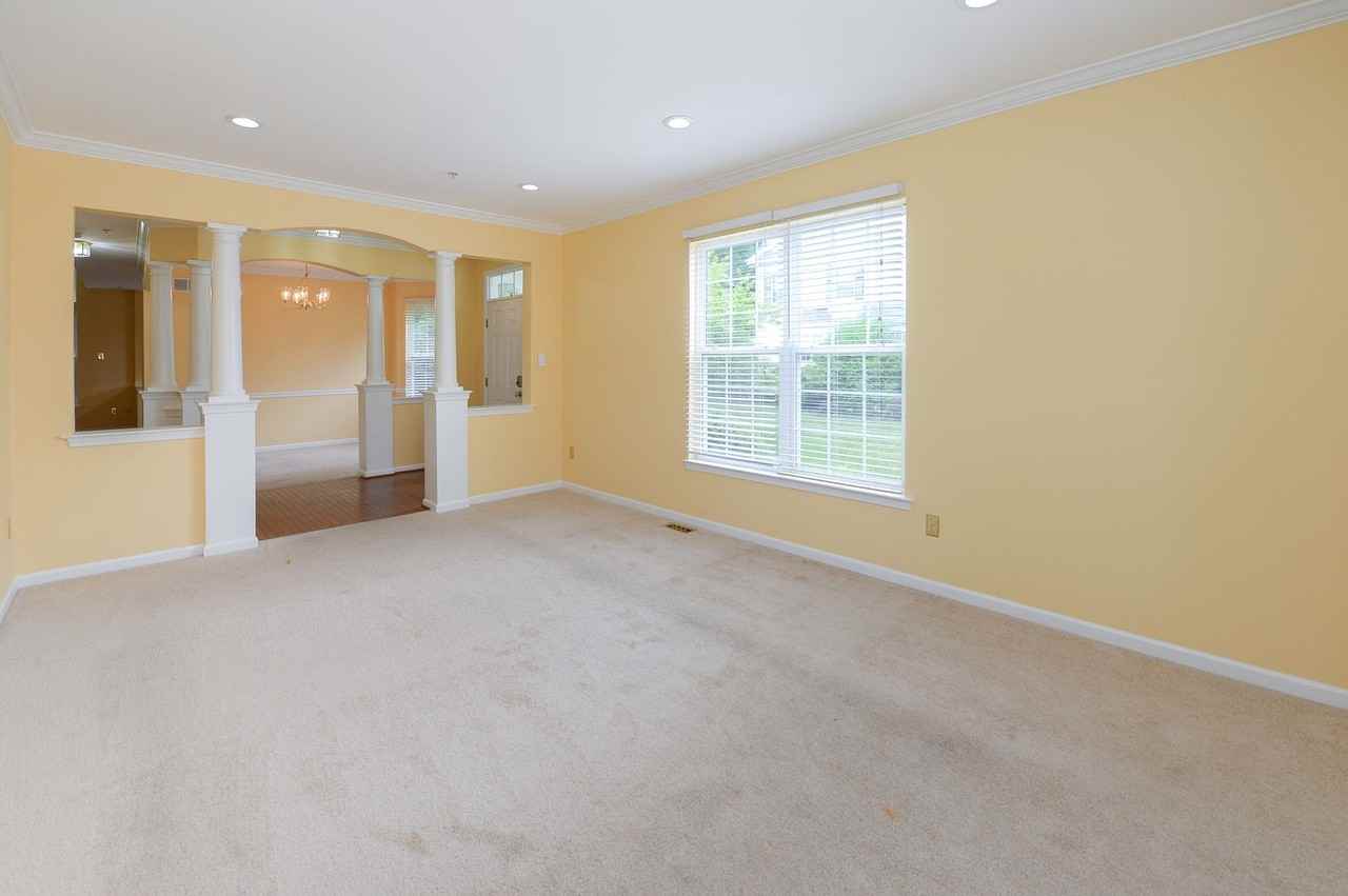 200 Rolling Hill Dr - Photo 7 of 31