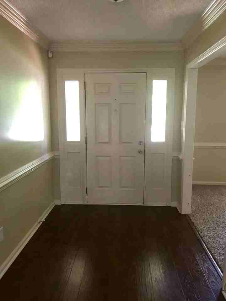 1827 Watlington Dr - Photo 3 of 20