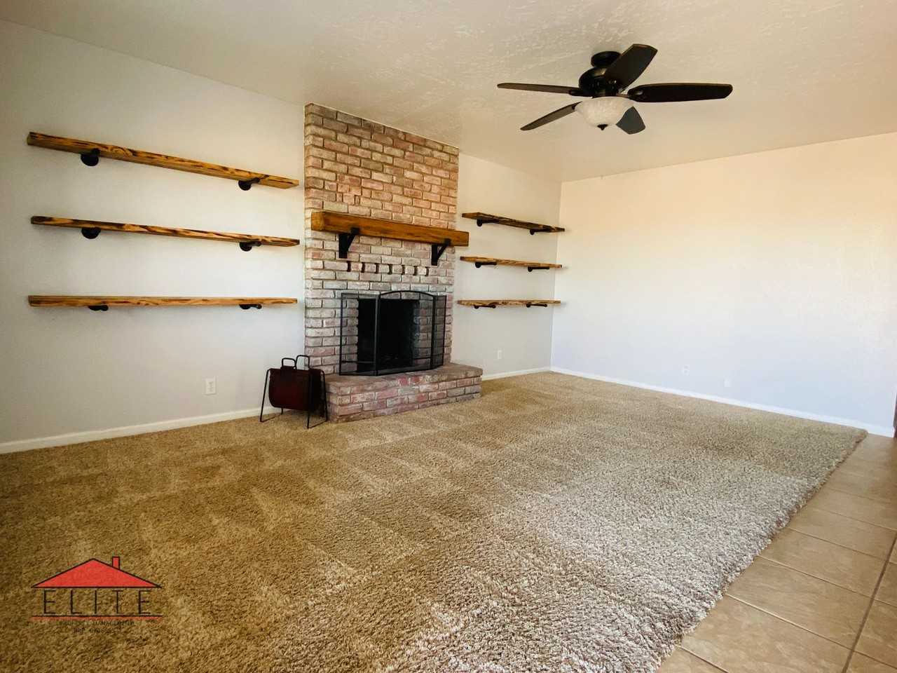 1633 S Mccall St - Photo 2 of 15