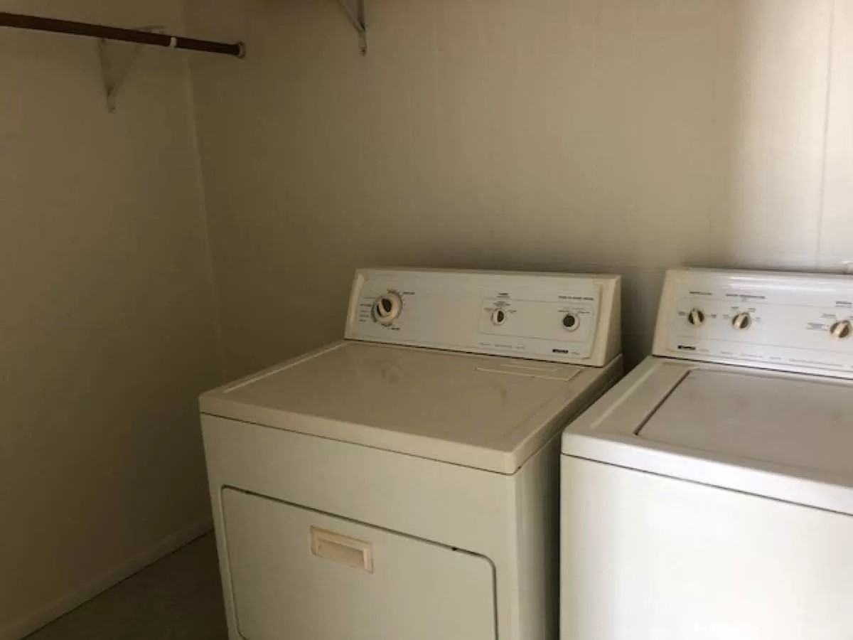 1715 Atlanta Avenue - 1Unit B #1 - Photo 2 of 6