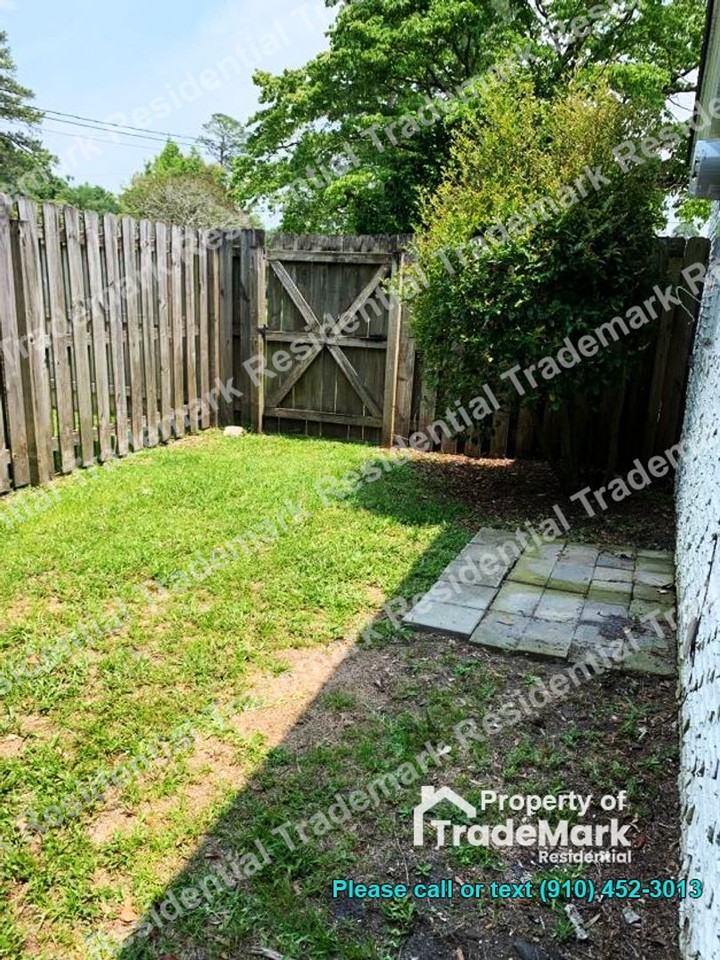 1710 Lincoln Rd - Photo 3 of 21