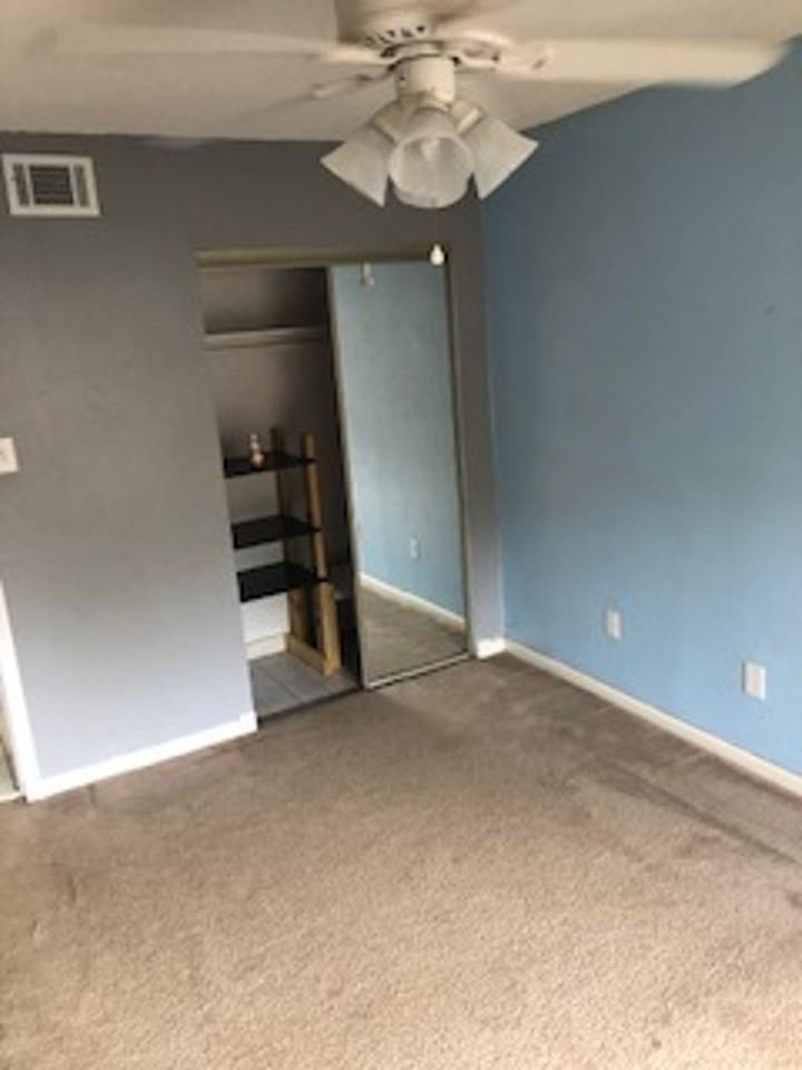 3211 Pearl St - Photo 5 of 38
