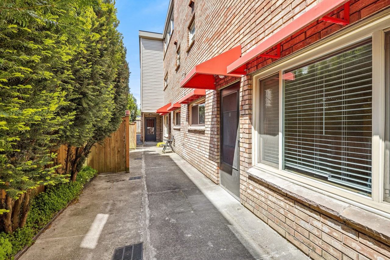 6525 24th Ave Nw #1 - Photo 3 of 17