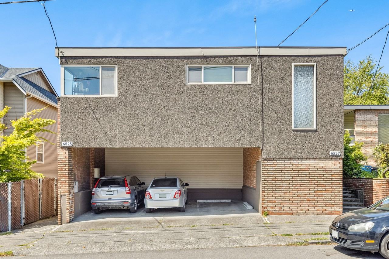 6525 24th Ave Nw #1 - Photo 6 of 17