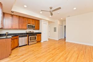 featured image of 5510 N Kenmore Ave