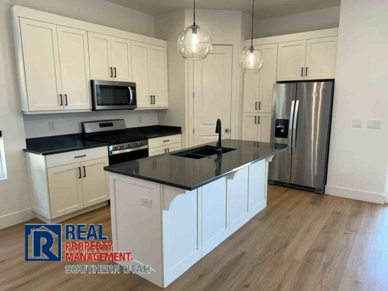 2806 E Church Oak Dr - Photo 5 of 15
