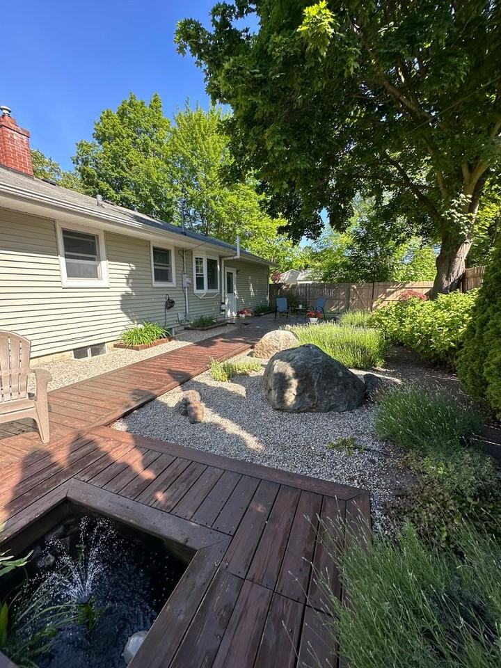 624 Eastwood Ave - Photo 2 of 19