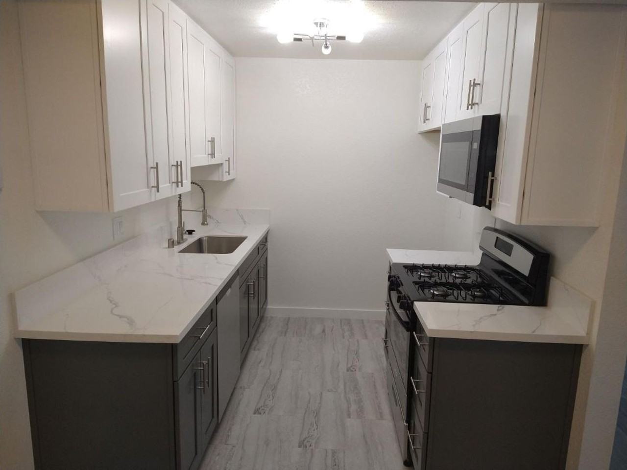 7222 Melrose St. - Photo 3 of 8