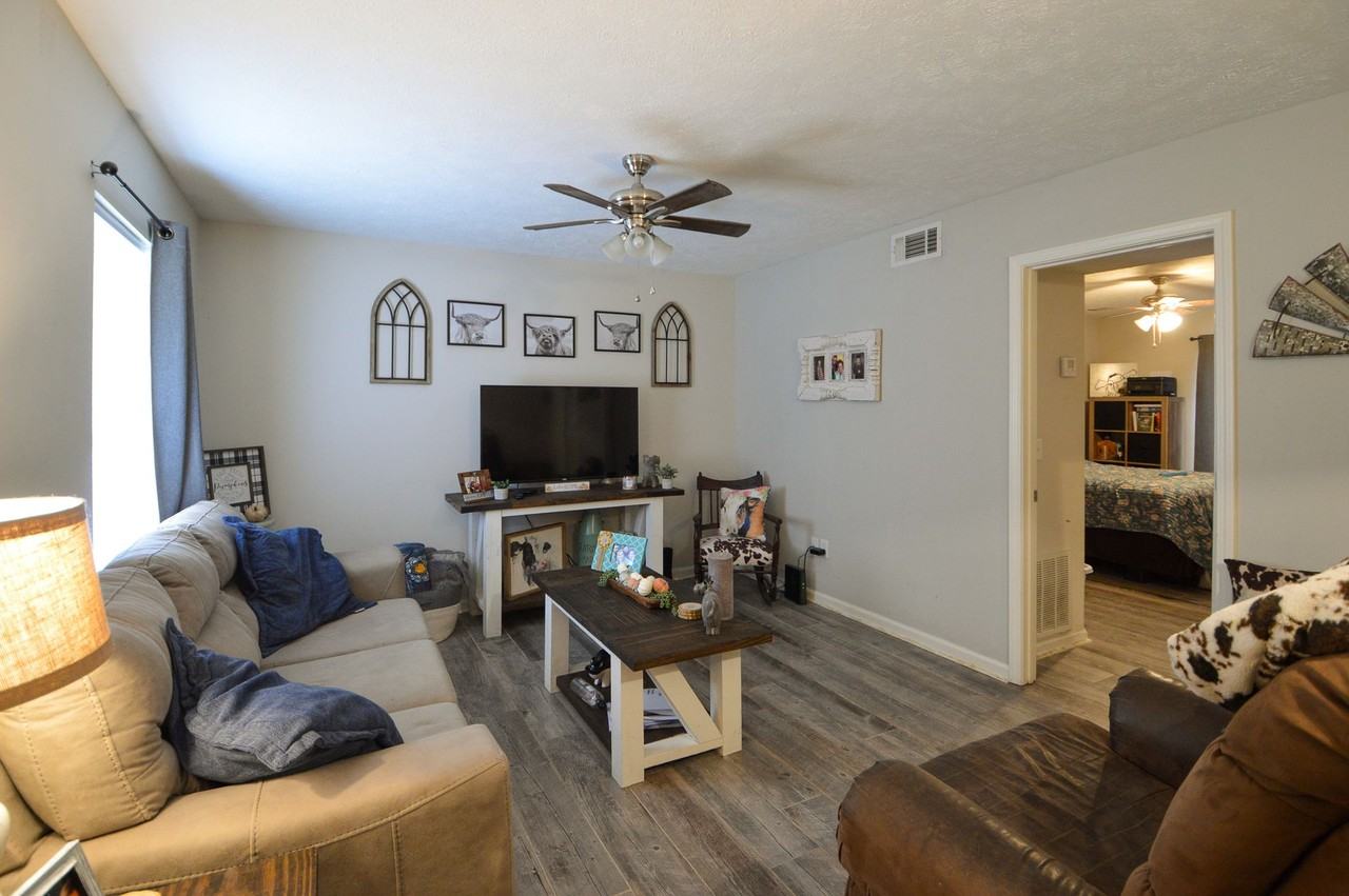 Hartness Place Apartments - Photo 2 of 22