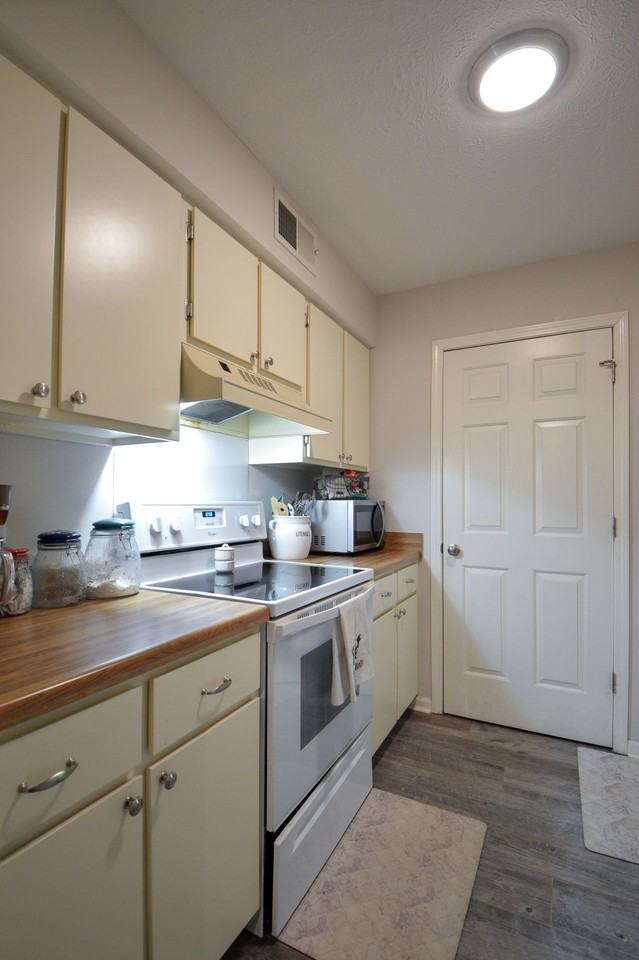 Hartness Place Apartments - Photo 6 of 22