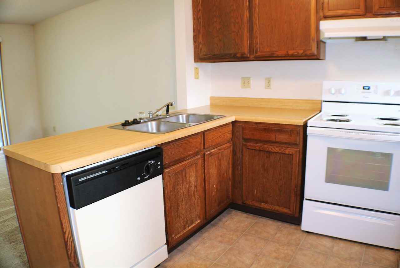 702 Westwinds Dr #03 - Photo 5 of 18