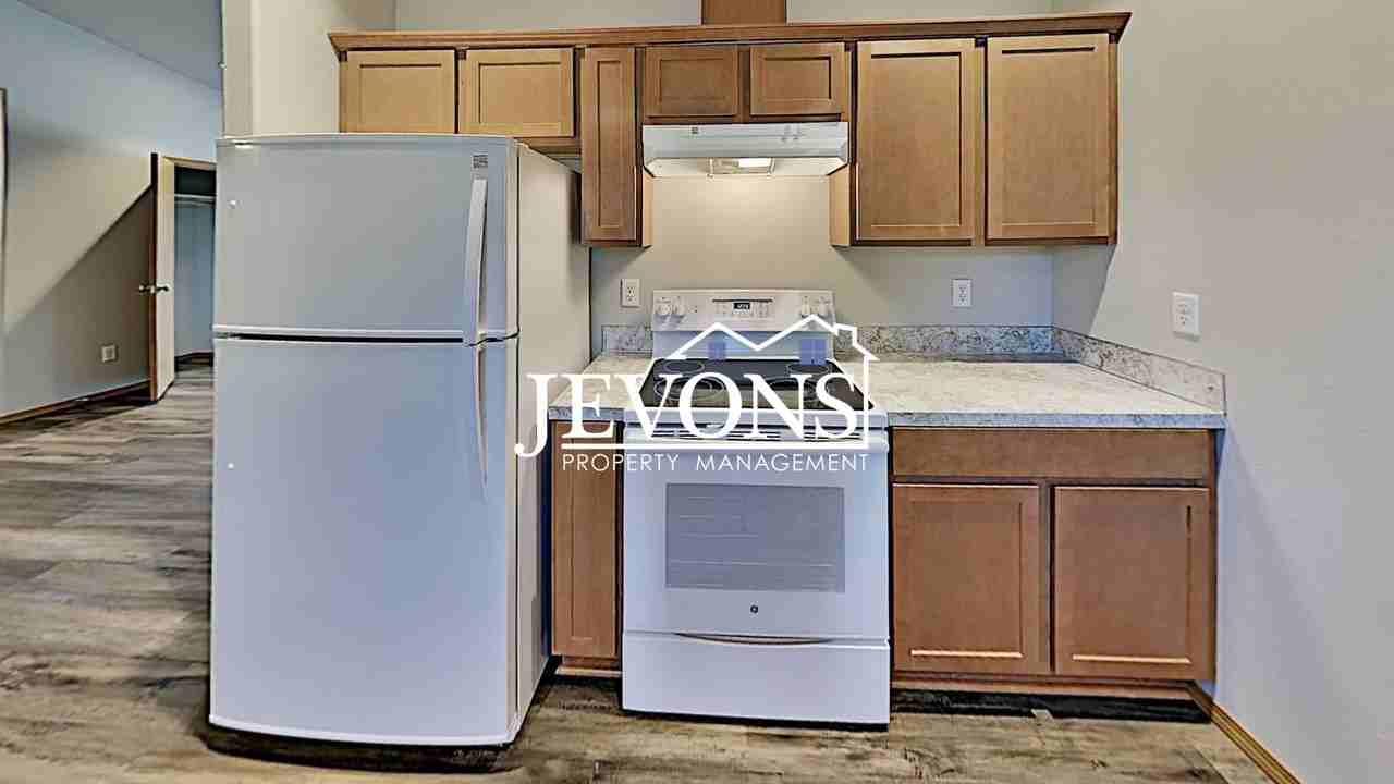 1714 S 9th Ave Yakima, WA 98902 - Photo 3 of 31