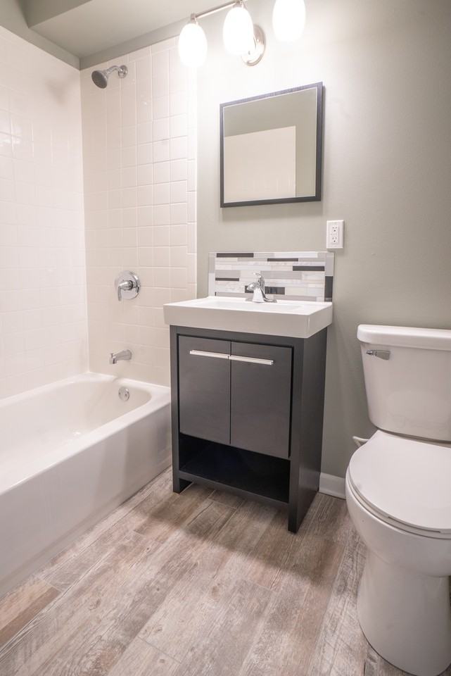 4711 38th Ave. - Photo 3 of 8