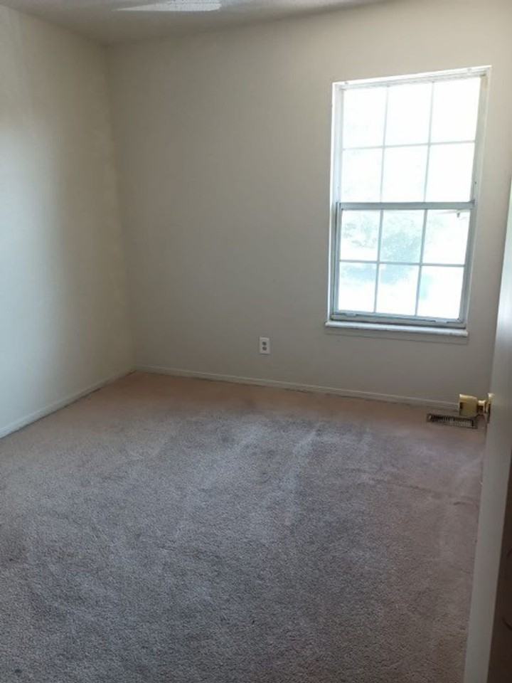 Westward Townhomes, LLC - Photo 7 of 27