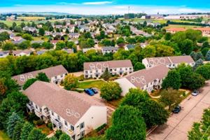 featured image of 816 Blue Mounds St