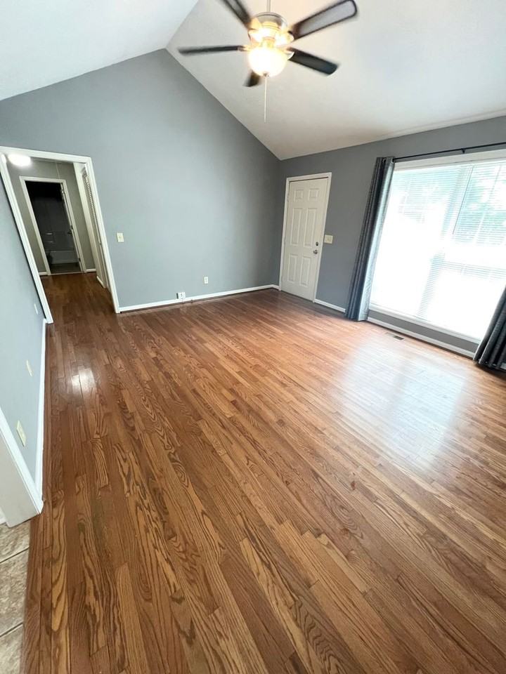 315B Pitts Ave - Photo 2 of 16