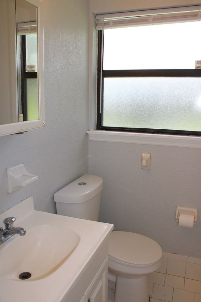 8724 Darlington Dr - Photo 3 of 10