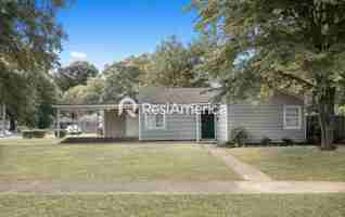 featured image of 4078 Meadow Dr