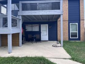 610 Bracewood Cir #B - Photo 1 of 1
