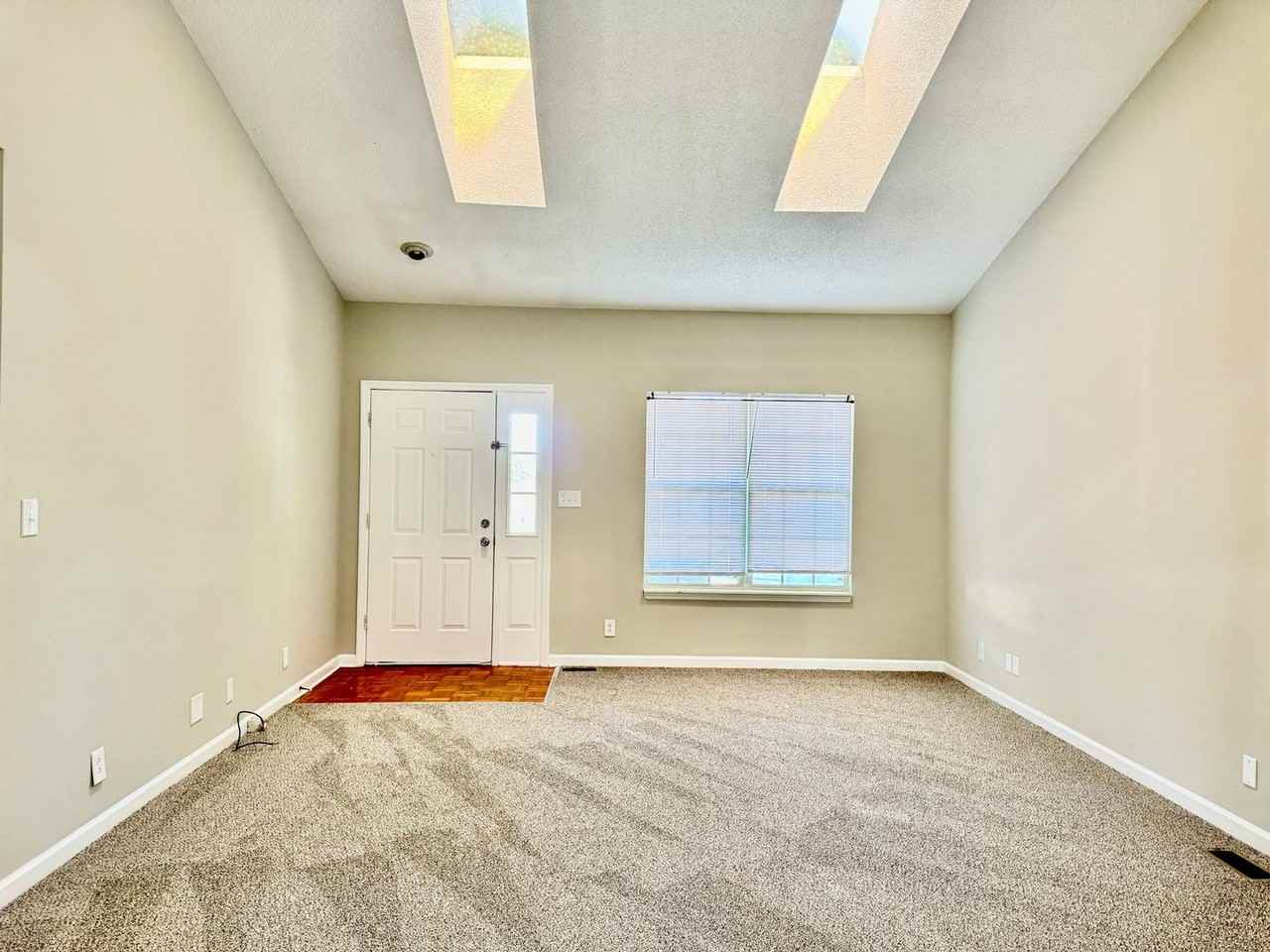 69 Grassmire Dr - Photo 3 of 21