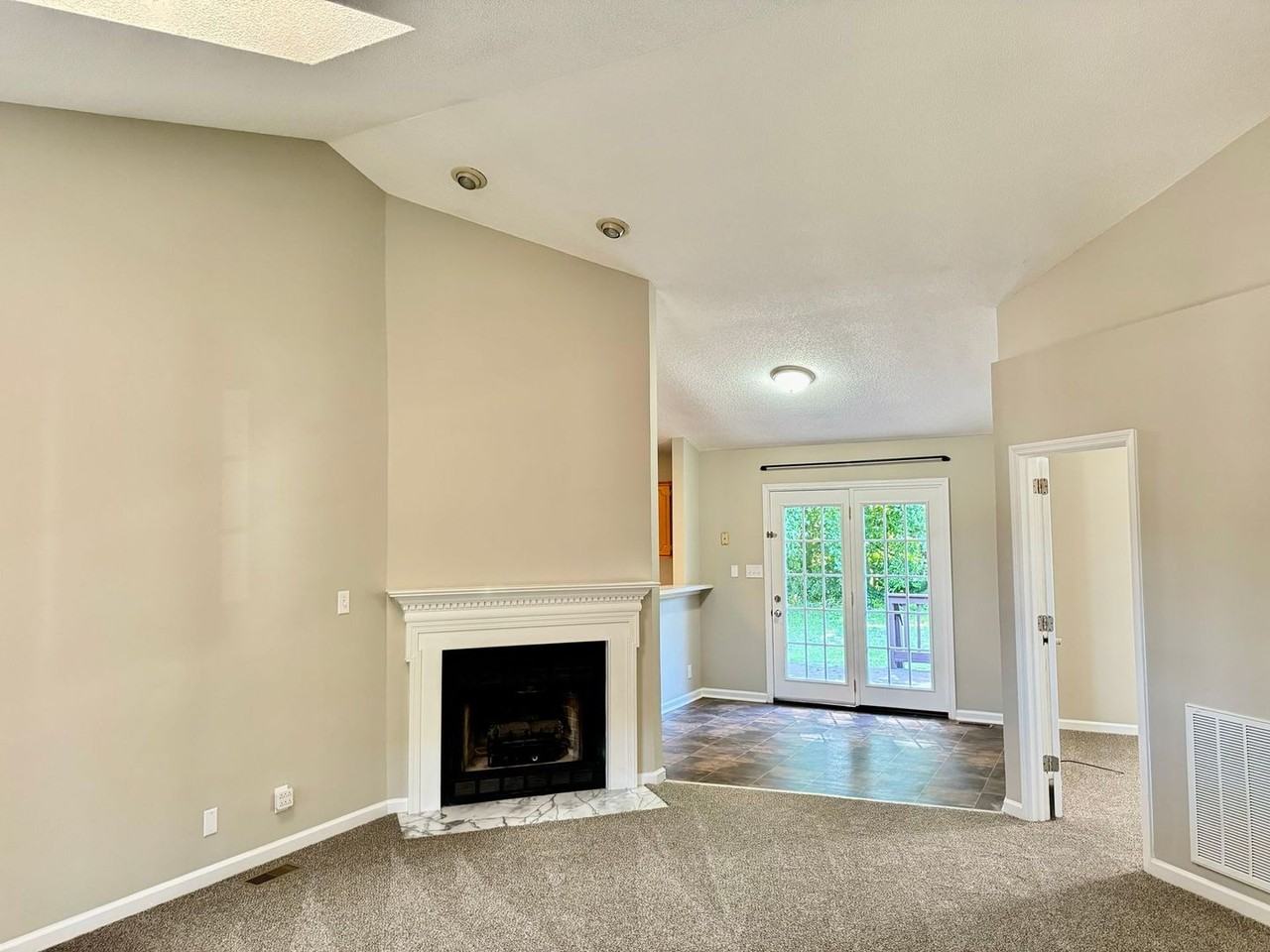 69 Grassmire Dr - Photo 7 of 21