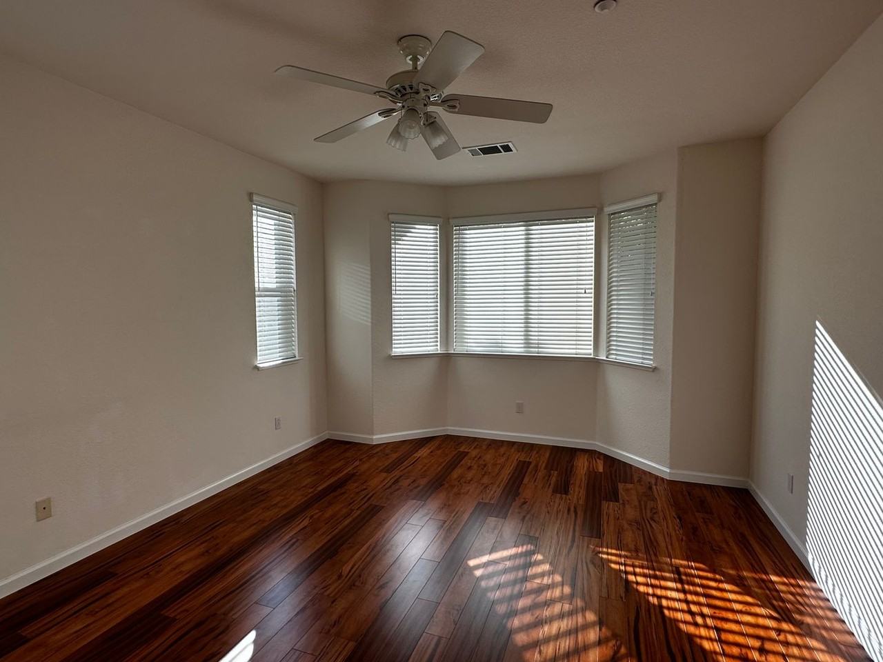 575 Quindell Way - Photo 7 of 27