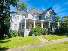 109 Ben Hill St - Photo 1 of 1